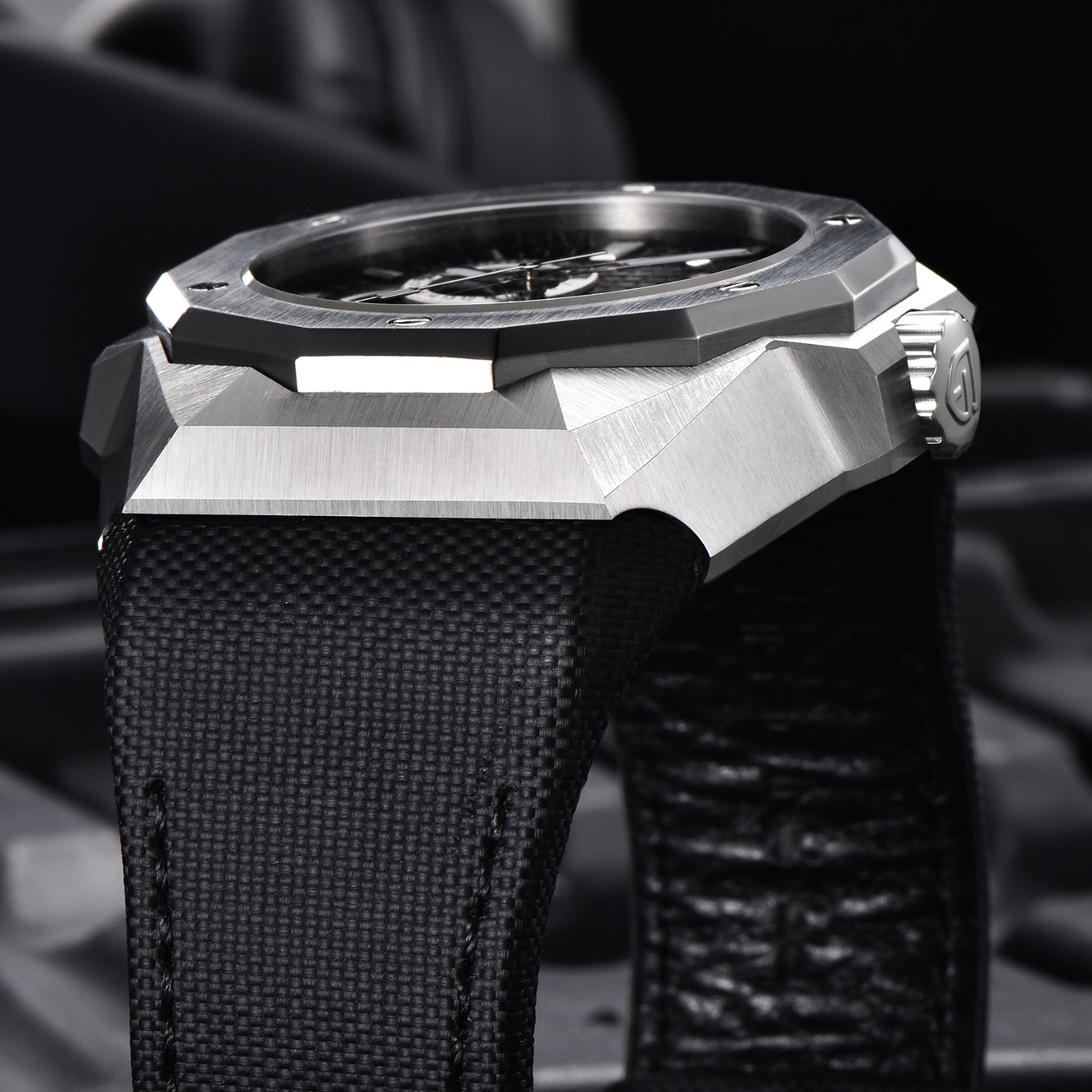 PAGANI DESIGN PD YS010 Men Automatic Watch Men Mechanical Wristwatch NH39A Movt Stainless steel sapphire glass Clock